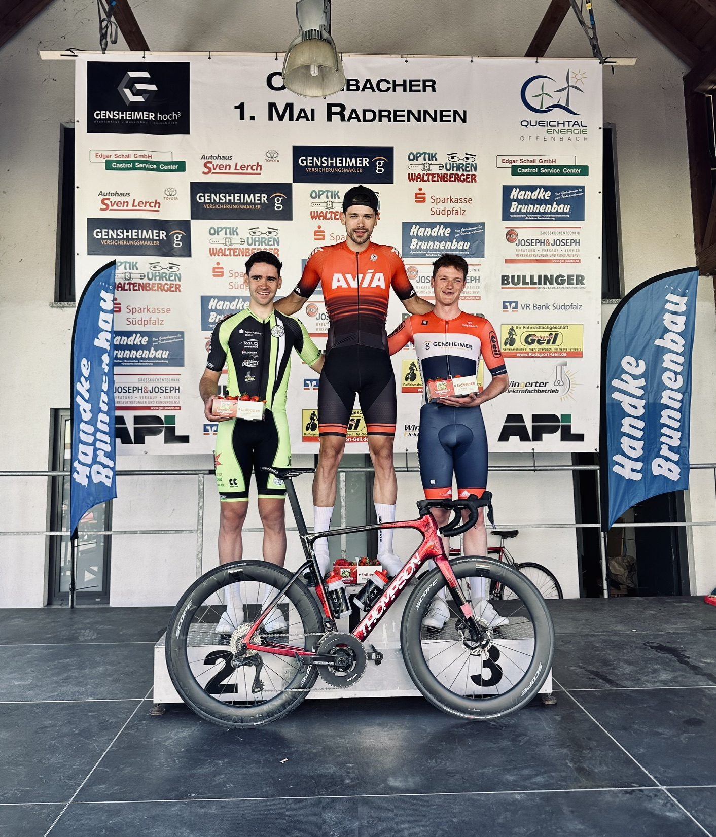 Volle Fahrt voraus: Das AVIA racing team blickt auf eine starke erste Saisonhälfte – und nimmt Kurs auf Rad am Ring